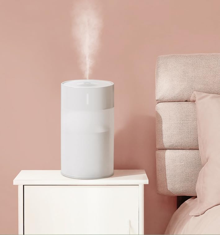 Portable Mini Humidifier, USB Power Supply, Perfect for Bedroom, Office & Car